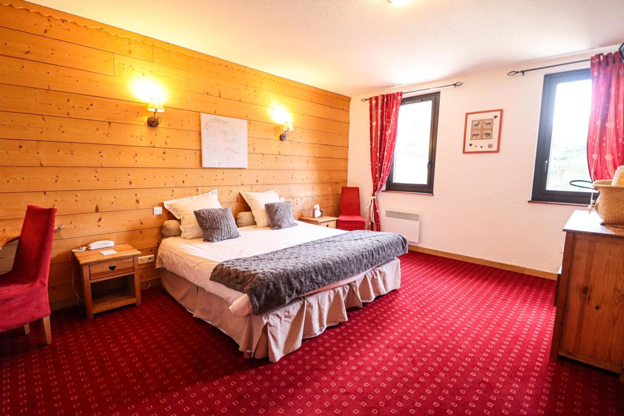 Hotel - Domaine De L'adoux Montclar (Alpes-de-Haute-Provence)